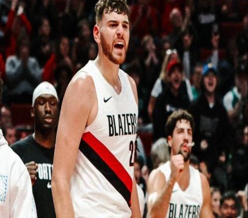 绿凯爆冷！布朗37+7难辞其咎，杨瀚森3中1全队第二，怀特全程拉胯