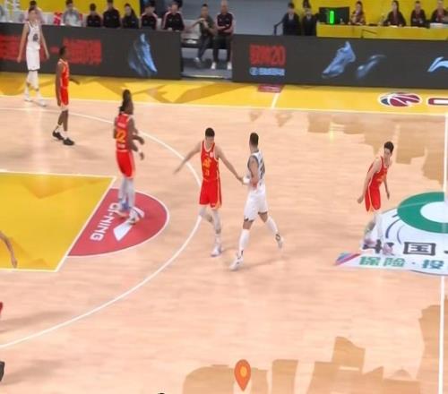 半场战报山东35：46广厦，克里斯14分