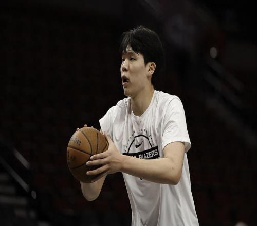 9分5板3助创新高，杨瀚森适配NBA节奏，实力回应所有质疑