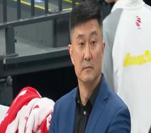 零下5度！广东队抵达呼和浩特，杜锋想要赢上海，需要用好3人