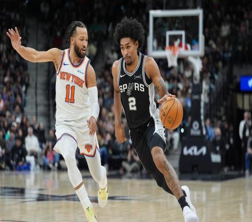 马刺大逆转！文班31+13里程碑！300万神将破2大纪录