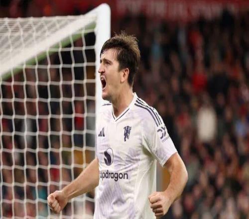 记者丨冬窗离开曼联，米兰和罗马在评估