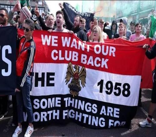 曼联球迷组织发言人：对富勒姆将继续抗议，这与球队表现无关