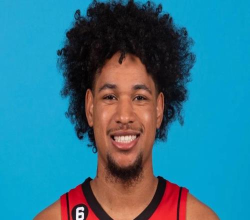 连签5人后3小时裁掉！一夜连裁12人！NBA疯了！