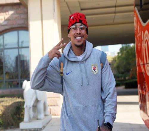 泰山四外援出征武汉！国青双腰有望联袂，韩鹏继续挂帅需配个洋帅