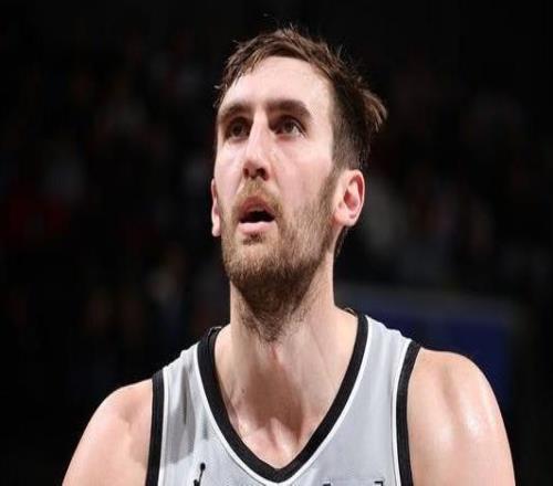 科内特：塔图姆曾带着各种小伤坚持上场看到他迅速复出并不惊讶