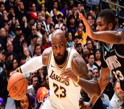 湖人拒绝失利，逆转三杀灰熊！西部第三，赶快争取一下狄龙吧！