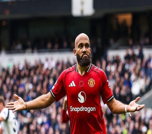 英超：曼联96分钟绝平热刺，艰难抢回1分