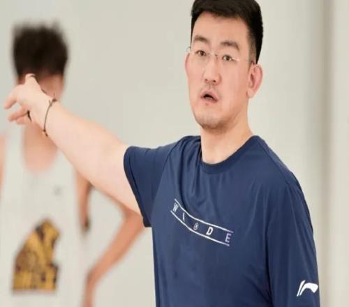 CBA环境这么差广厦夺冠仍无新赞助商加入，主动去找也难办！