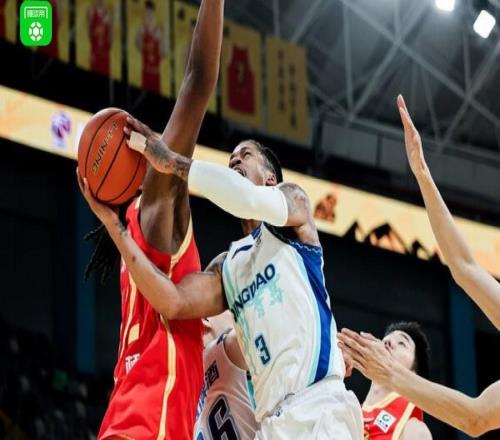 广厦9075青岛豪取6连胜，卡尔顿25+10+5，段昂君19分