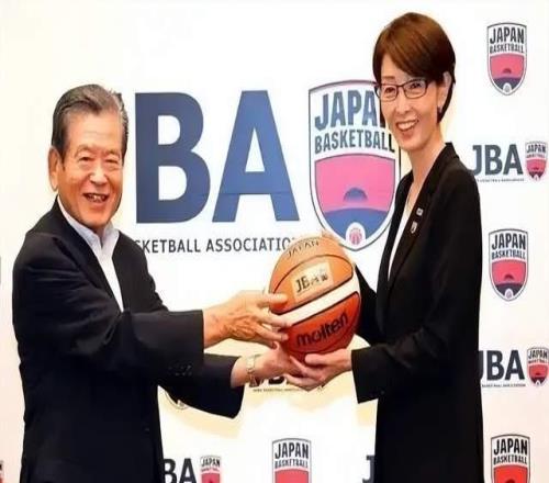 咪咕豪掷7.5亿却失CBA转播权，日韩联赛值多少钱