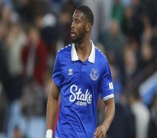 斯基拉：埃弗顿前锋贝托被中间人推荐给了尤文