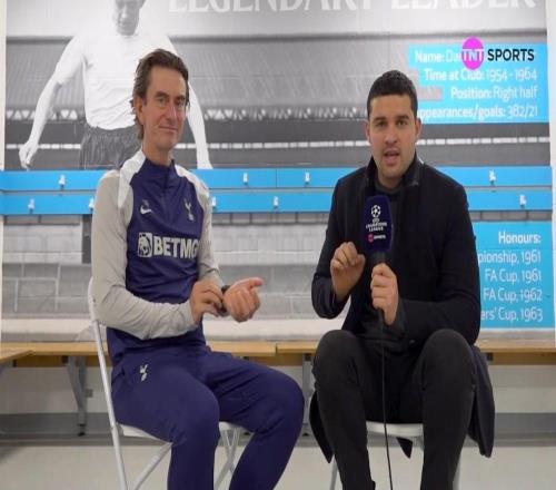 弗兰克：罗梅罗和范德芬配合越来越默契，很享受和他们共事