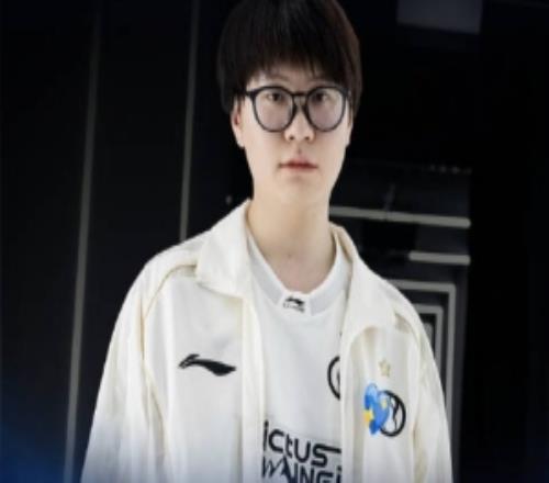 战胜TES后Meiko发布视频：没想到大家一起回归了