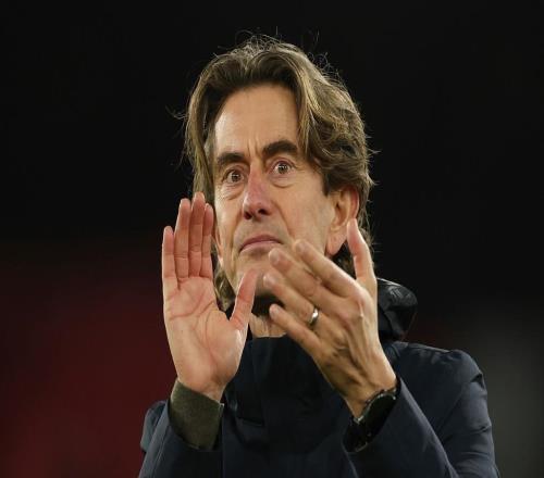 邮报：热刺准备引进前锋，迪奥曼德、鲍勃、萨维尼奥都是目标