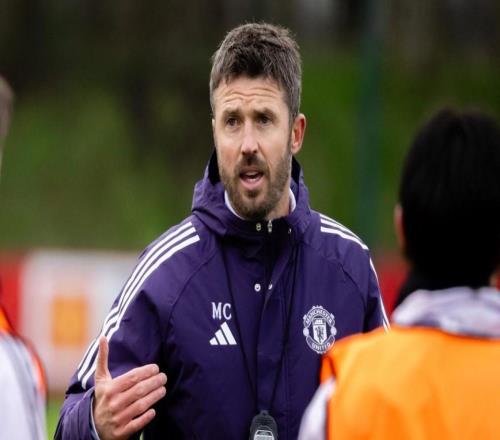 曼晚：卡里克缩短训练时长但增加强度，更注重个人专项训练