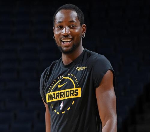 2年4850万美金！连续13场比赛DNP！库明加申请交易，科尔作茧自缚