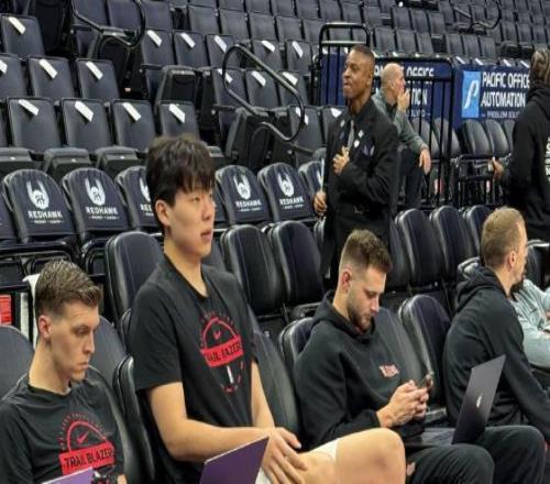 杨瀚森已经连续四场比赛被弃用，说好要培养的呢，就天天坐板凳吗