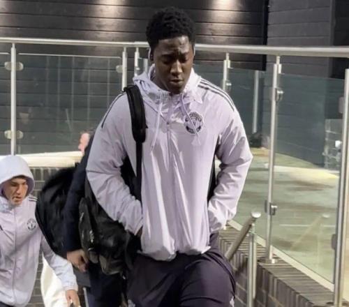 博格巴二世曼联新帝星暗讽阿莫林贪财！曝拉什福德今夏无意回归