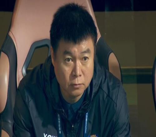 于根伟：阿代米的续约没有太多进展，续约是一个双向的选择