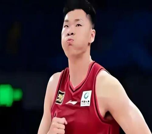 这也太坑了！拿600万顶薪，两场杯赛仅得4分，球迷要不退役吧