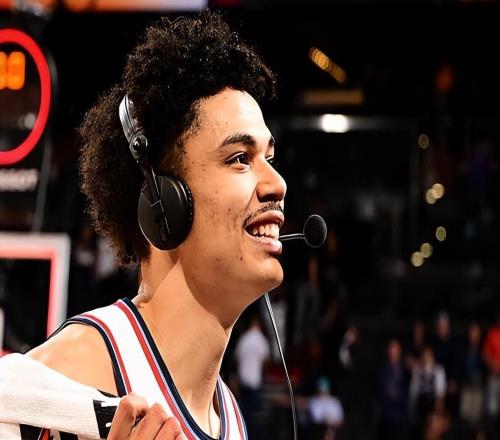 出场次数即将用完，快船必须要赶紧转正这位侧翼新秀的合同