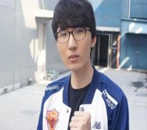 唯一有S冠的也要被宫走了BLG超话粉丝质问：换猴爷什么说法