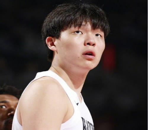 杨瀚森VS雷霆3大展望：连两场被弃用后渴望出战能否首进三分