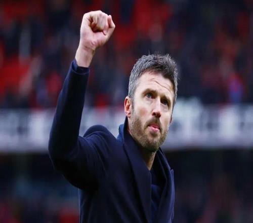 真靠谱！卡里克赢下信任及尊重，给每个人机会是他成功的根本