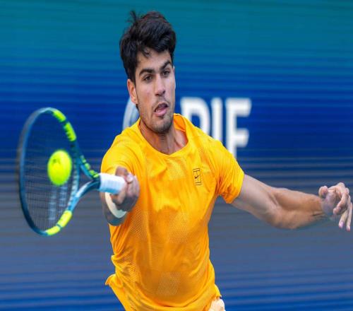 纳达尔为阿尔卡拉斯输球发声：放过他吧，苛责毫无意义