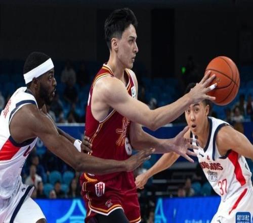 CBA俱乐部杯赛：山西汾酒胜广州朗肽海本