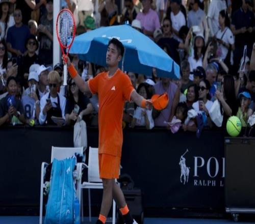 王欣瑜吴易昺闯过澳网首轮关，张帅出局不言遗憾