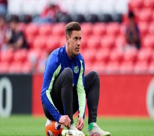 每体：特狮距复出仅一步之遥，将成为巴萨的第三门将