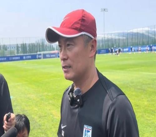 英博起大早赶晚集！铁人下手太快蓉城不留小严国安不能请老徐