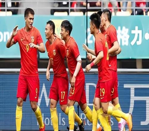 申花00后前锋周俊辰离队！曾在中超踢过主力，如今却沦落中甲