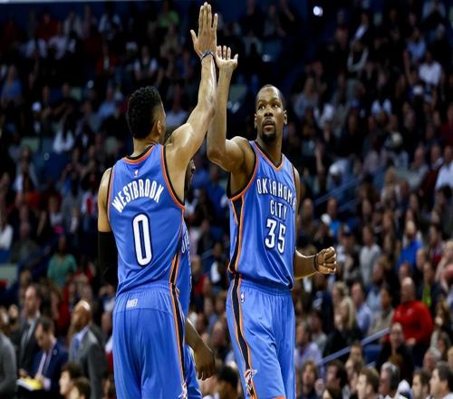 双少恩怨局！生涯交手19次，威少得到426分166板164助，杜兰特呢