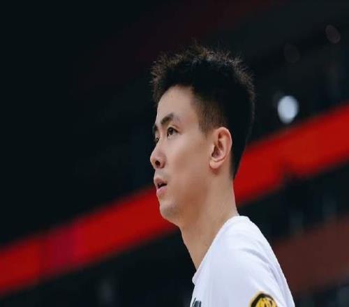 状态火热！男篮国手三分球40投34中火线复出，或助杨鸣一臂之力