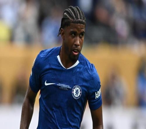 意媒：尤文和曼联有意桑托斯，但切尔西将其视为未来重要球员