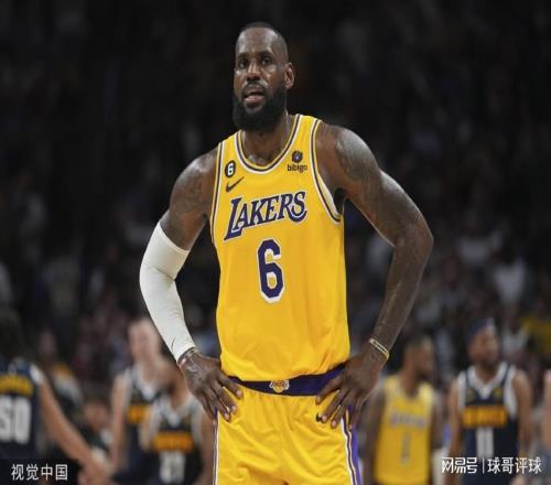 东契奇与詹姆斯同场爆发，湖人惊天逆转！