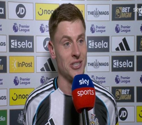 巴恩斯：不太记得绝杀球具体过程了，完全是本能反应