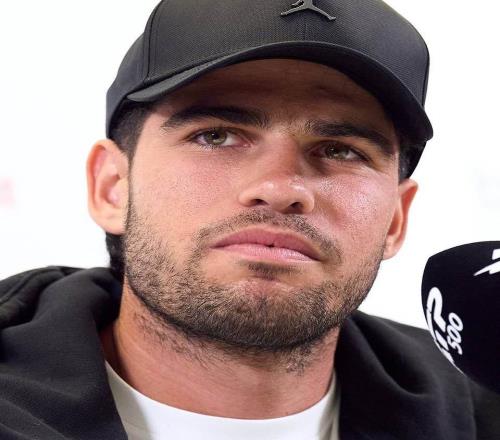 阿卡反思输给辛纳：社媒上浪费太多时间，有些评论会让人自我怀疑