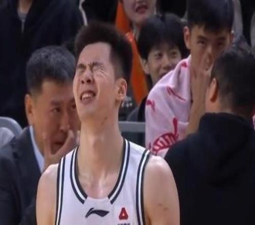 上海vs同曦前瞻：张镇麟PK郭昊文天赋对决古德温状态火热冲2连胜