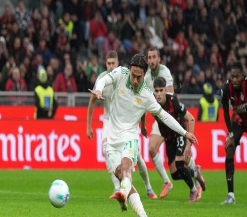 意媒：迪巴拉周二接受伤势检查，铁定无缘罗马本周两场比赛