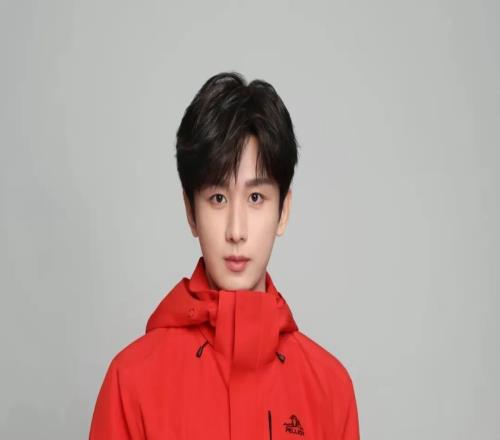 闲不住的中国中产，买出了运动圈的新顶流