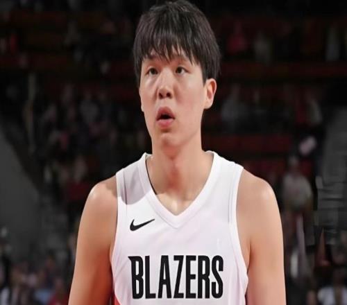 杨瀚森复出2+1！开拓者逆转灰熊终结6连败夏普伤退格兰特23分