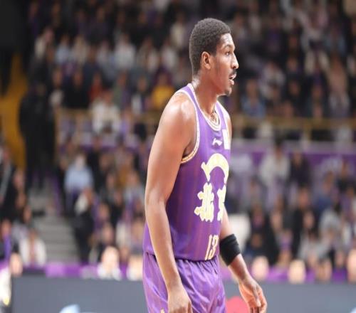 张镇麟16+6上海大胜北控豪取4连胜古德温17+11+9洛夫顿18+10