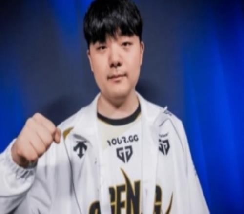 LOL官方发帖讨论最伟大的打野网友回复讨论bengicanyonOner