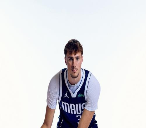 格里芬：弗拉格是近年来进入NBA的最全面球员他能传球投篮和防守