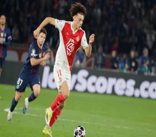 巴黎圣日耳曼苦战战平摩纳哥总比分5比4惊险挺进欧冠16强