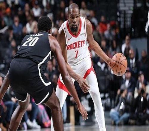 杜兰特：有时我得出手20次但也能打团队篮球